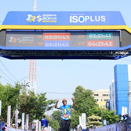 Race photo from SURABAYA ISOPLUS MARATHON 2026