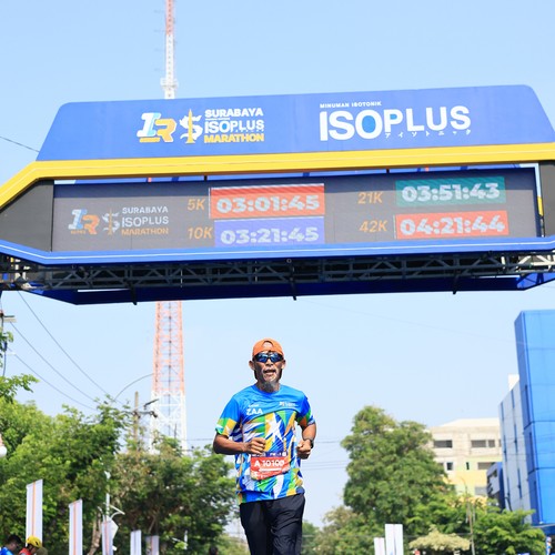 Race photo from SURABAYA ISOPLUS MARATHON 2026