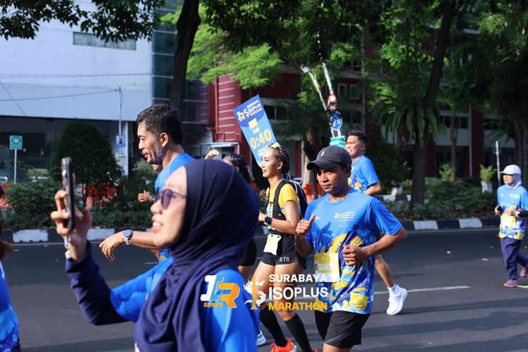 Race photo from SURABAYA ISOPLUS MARATHON 2025