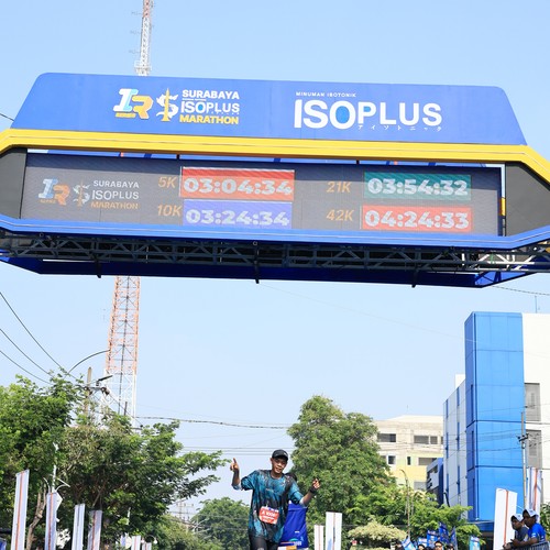 Race photo from SURABAYA ISOPLUS MARATHON 2026