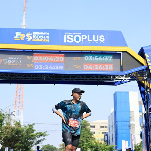 Race photo from SURABAYA ISOPLUS MARATHON 2026