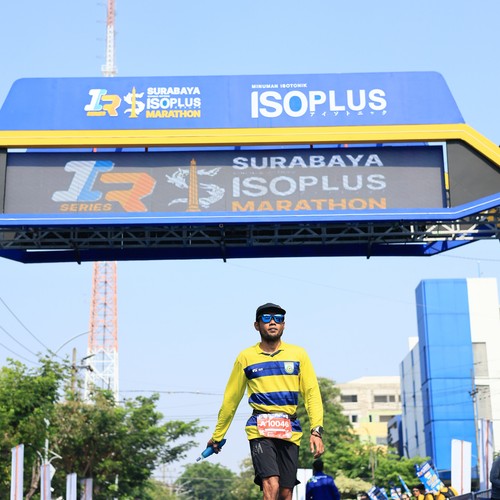 Race photo from SURABAYA ISOPLUS MARATHON 2026