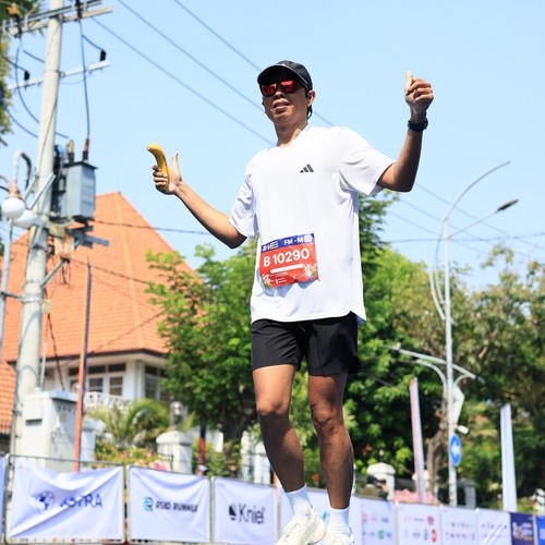 Race photo from SURABAYA ISOPLUS MARATHON 2026