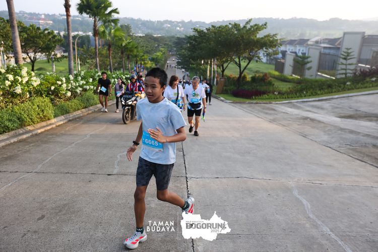 Race photo from Taman Budaya x BOGORUN 2025
