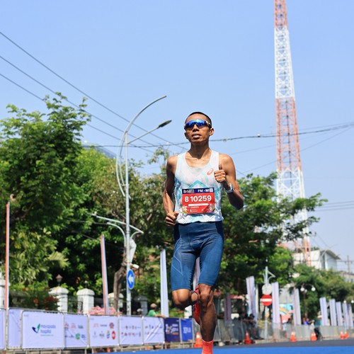 Race photo from SURABAYA ISOPLUS MARATHON 2026