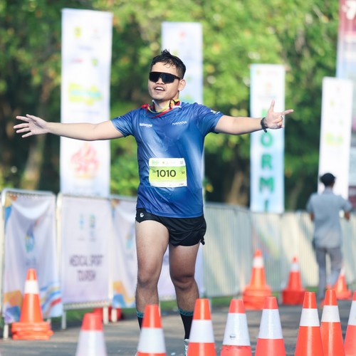 Race photo from BOGORUN 2026