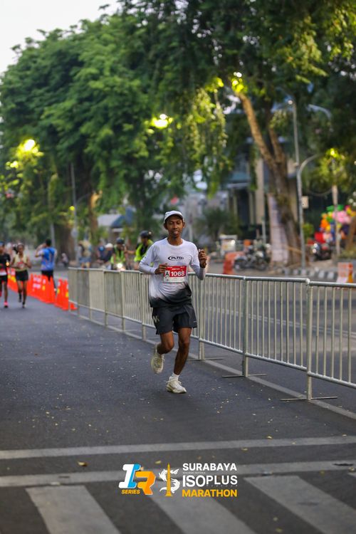 Race photo from SURABAYA ISOPLUS MARATHON 2025