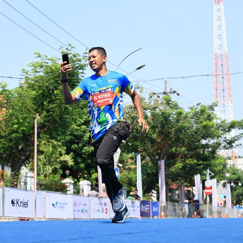 Race photo from SURABAYA ISOPLUS MARATHON 2026