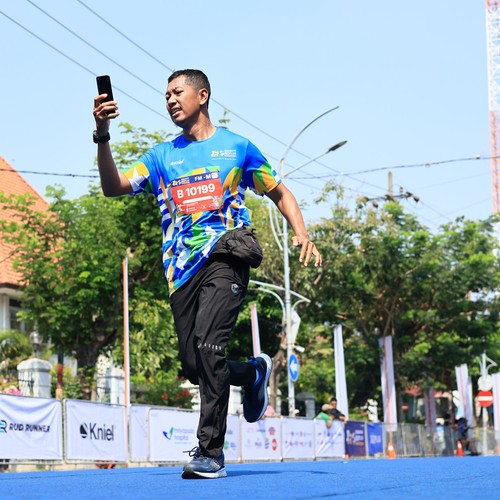 Race photo from SURABAYA ISOPLUS MARATHON 2026