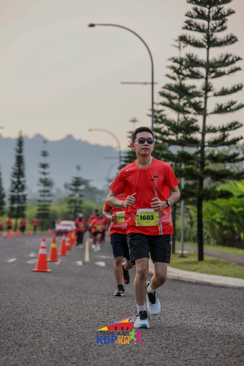 Race photo from CISANGKAN KBP CITY RUN 2025
