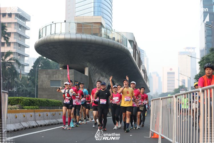 Race photo from Smartfren Run 2025 