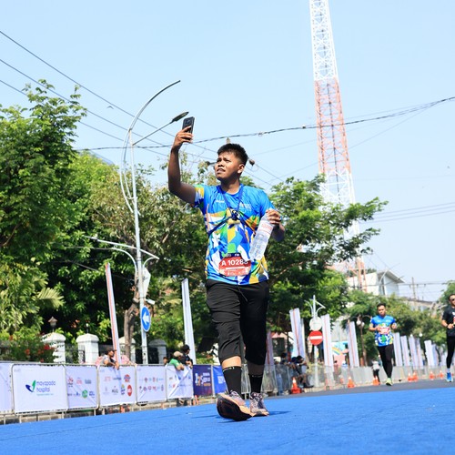 Race photo from SURABAYA ISOPLUS MARATHON 2026
