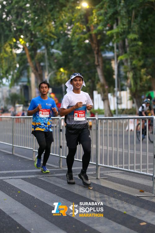 Race photo from SURABAYA ISOPLUS MARATHON 2025