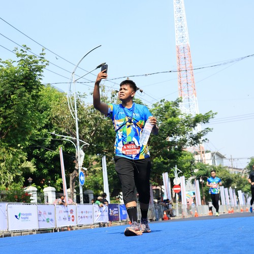 Race photo from SURABAYA ISOPLUS MARATHON 2026
