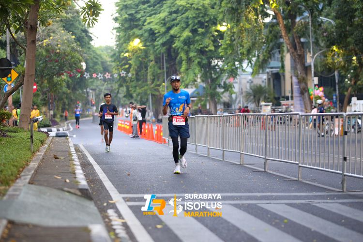 Race photo from SURABAYA ISOPLUS MARATHON 2025