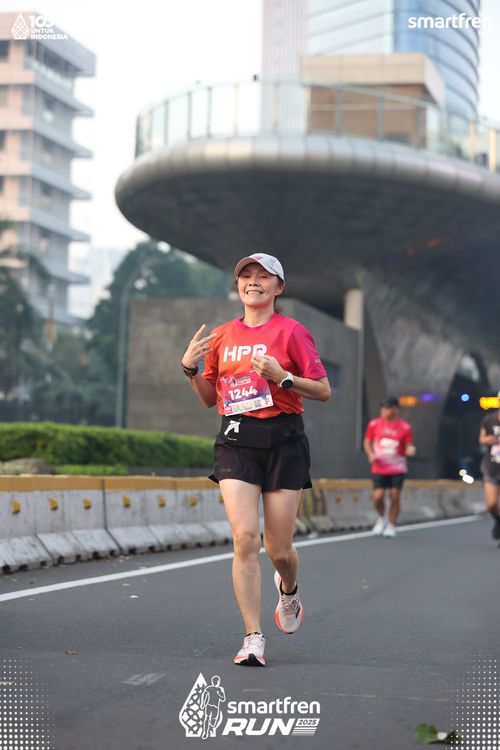 Race photo from Smartfren Run 2025 