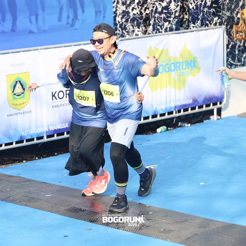 Race photo from BOGORUN 2026