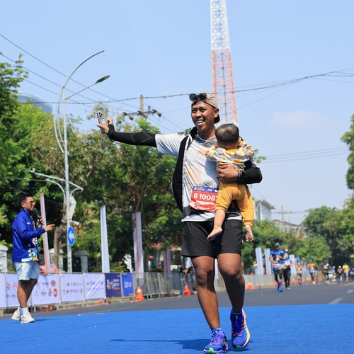 Race photo from SURABAYA ISOPLUS MARATHON 2026