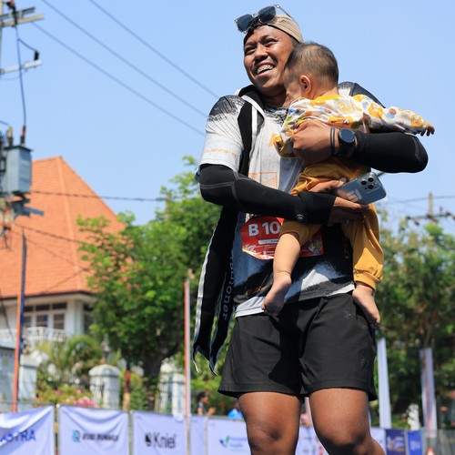 Race photo from SURABAYA ISOPLUS MARATHON 2026