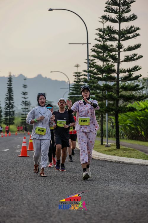 Race photo from CISANGKAN KBP CITY RUN 2025