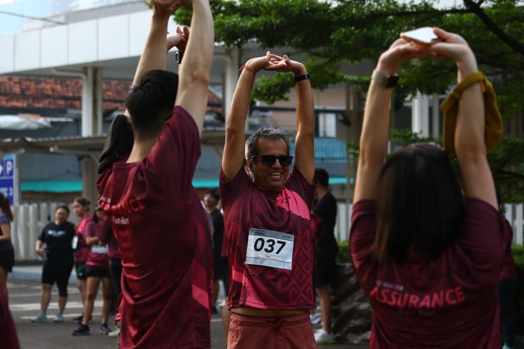 Race photo from Assurance Fun Run 2024