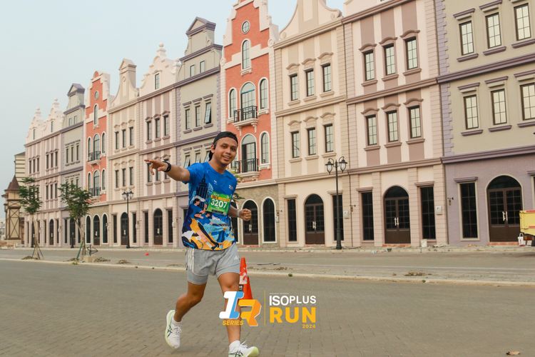 Race photo from ISOPlus Run 2024 Jakarta