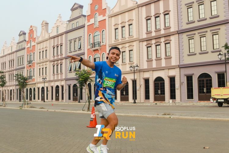 Race photo from ISOPlus Run 2024 Jakarta