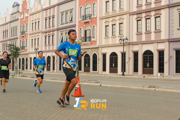 Race photo from ISOPlus Run 2024 Jakarta