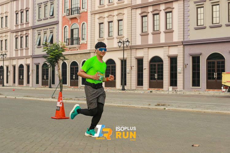 Race photo from ISOPlus Run 2024 Jakarta