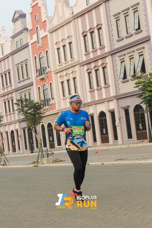 Race photo from ISOPlus Run 2024 Jakarta