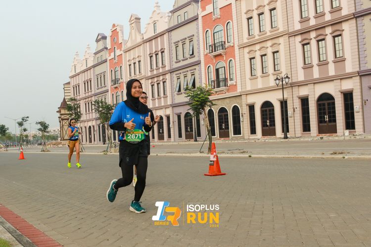 Race photo from ISOPlus Run 2024 Jakarta