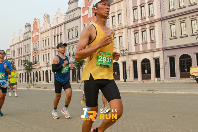 Race photo from ISOPlus Run 2024 Jakarta
