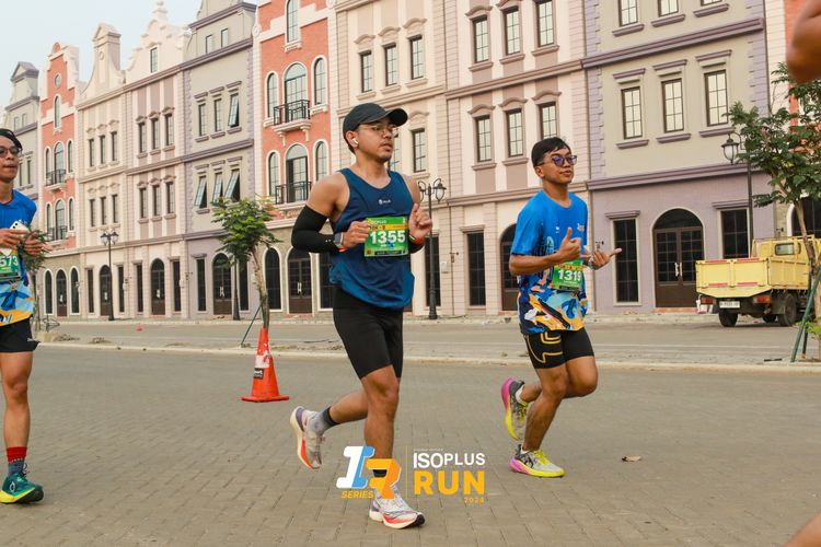 Race photo from ISOPlus Run 2024 Jakarta