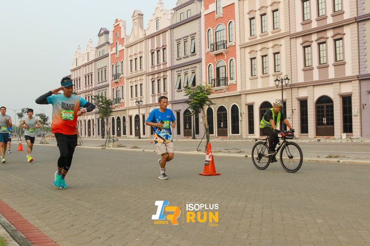 Race photo from ISOPlus Run 2024 Jakarta