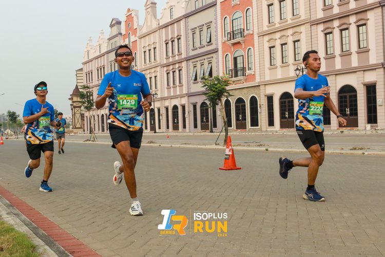 Race photo from ISOPlus Run 2024 Jakarta