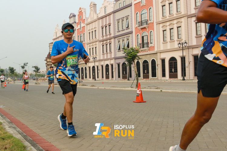 Race photo from ISOPlus Run 2024 Jakarta