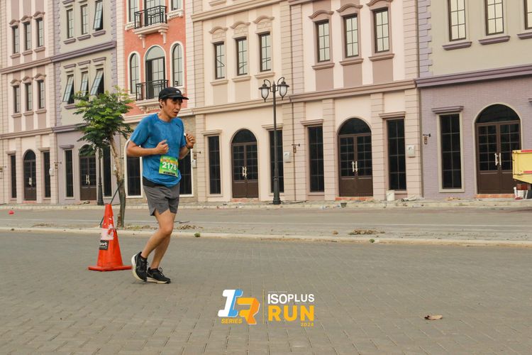 Race photo from ISOPlus Run 2024 Jakarta