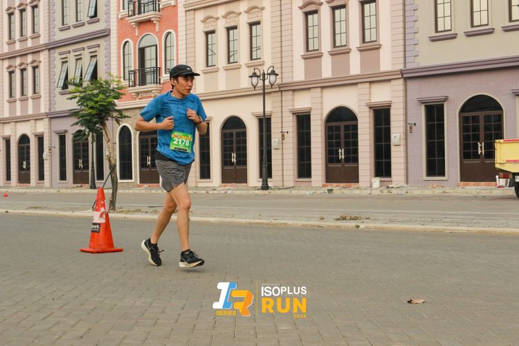 Race photo from ISOPlus Run 2024 Jakarta