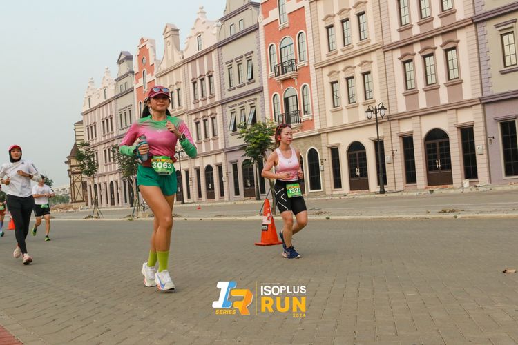 Race photo from ISOPlus Run 2024 Jakarta
