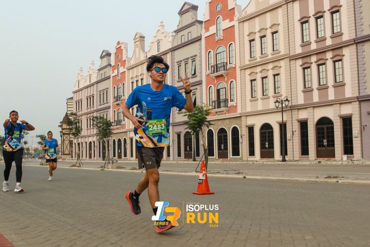 Race photo from ISOPlus Run 2024 Jakarta