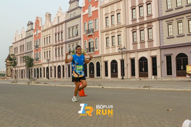 Race photo from ISOPlus Run 2024 Jakarta