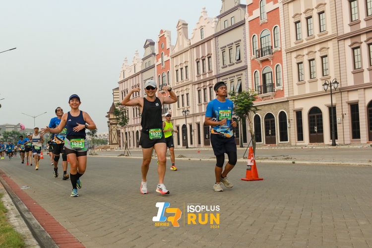 Race photo from ISOPlus Run 2024 Jakarta