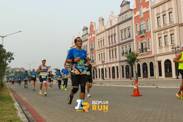 Race photo from ISOPlus Run 2024 Jakarta