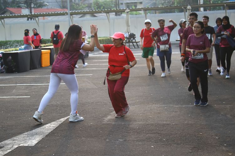 Race photo from Assurance Fun Run 2024