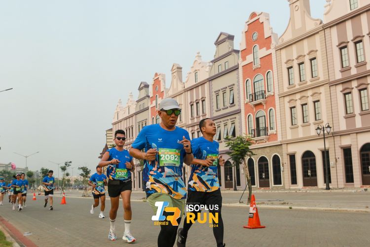 Race photo from ISOPlus Run 2024 Jakarta