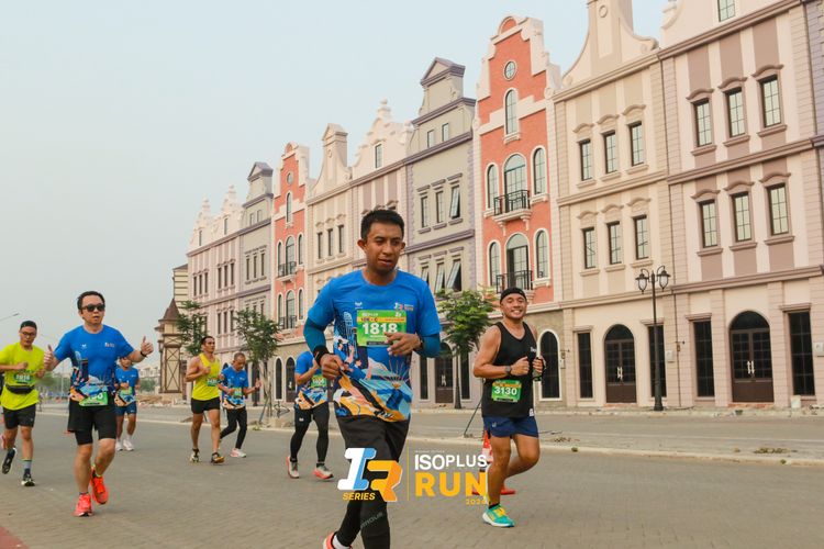 Race photo from ISOPlus Run 2024 Jakarta