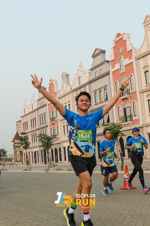 Race photo from ISOPlus Run 2024 Jakarta
