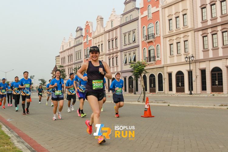 Race photo from ISOPlus Run 2024 Jakarta
