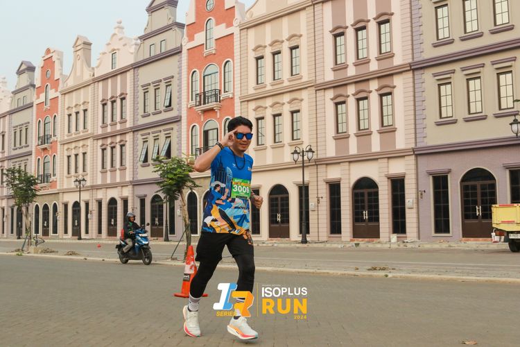 Race photo from ISOPlus Run 2024 Jakarta