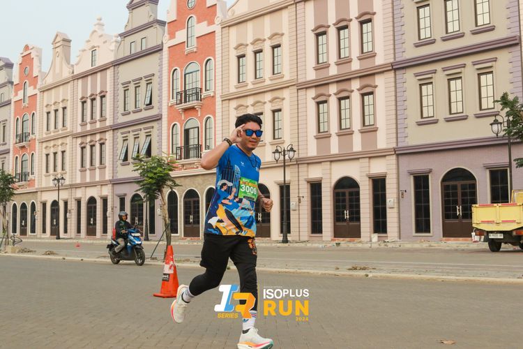Race photo from ISOPlus Run 2024 Jakarta